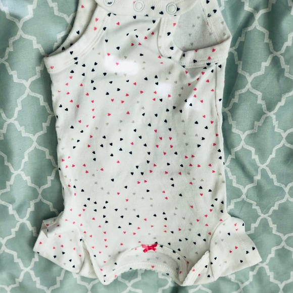 Onsie - Picture 2 of 8